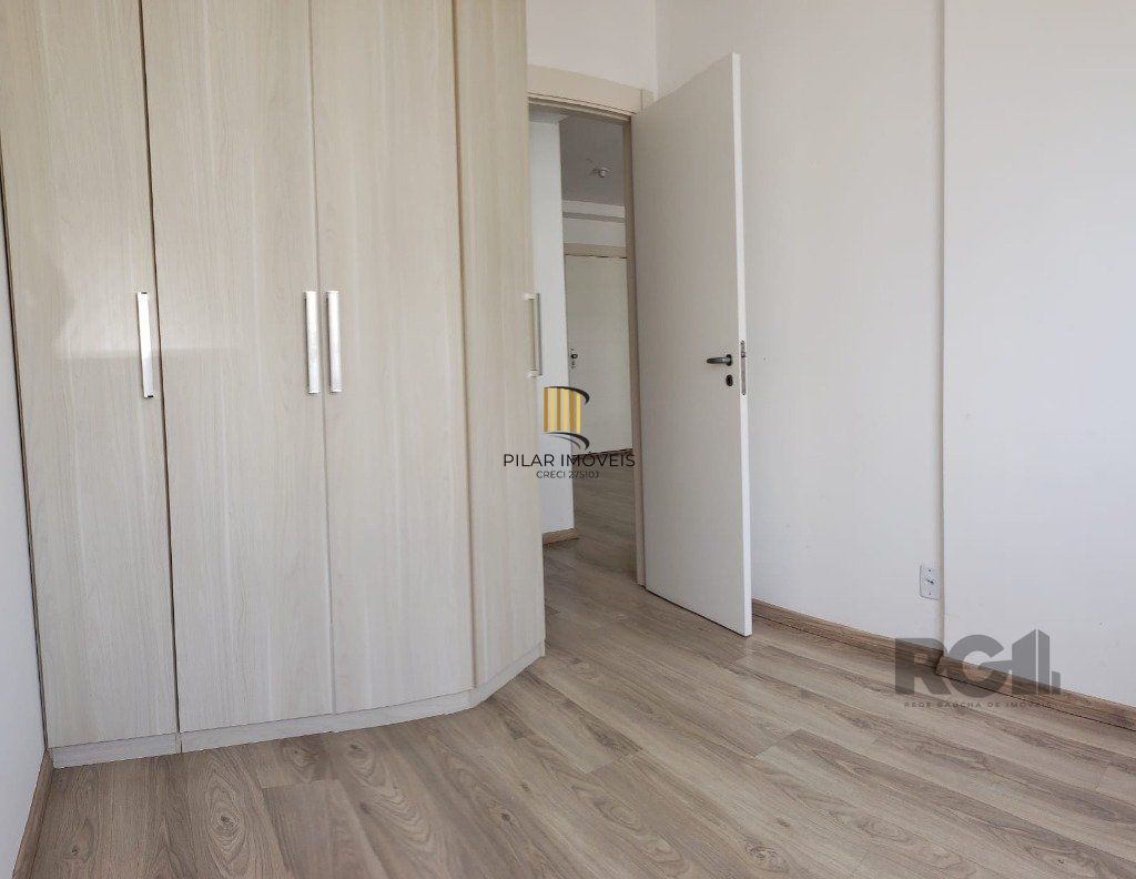 Apartamento 2 dormitórios no bairro Vila Ipiranga