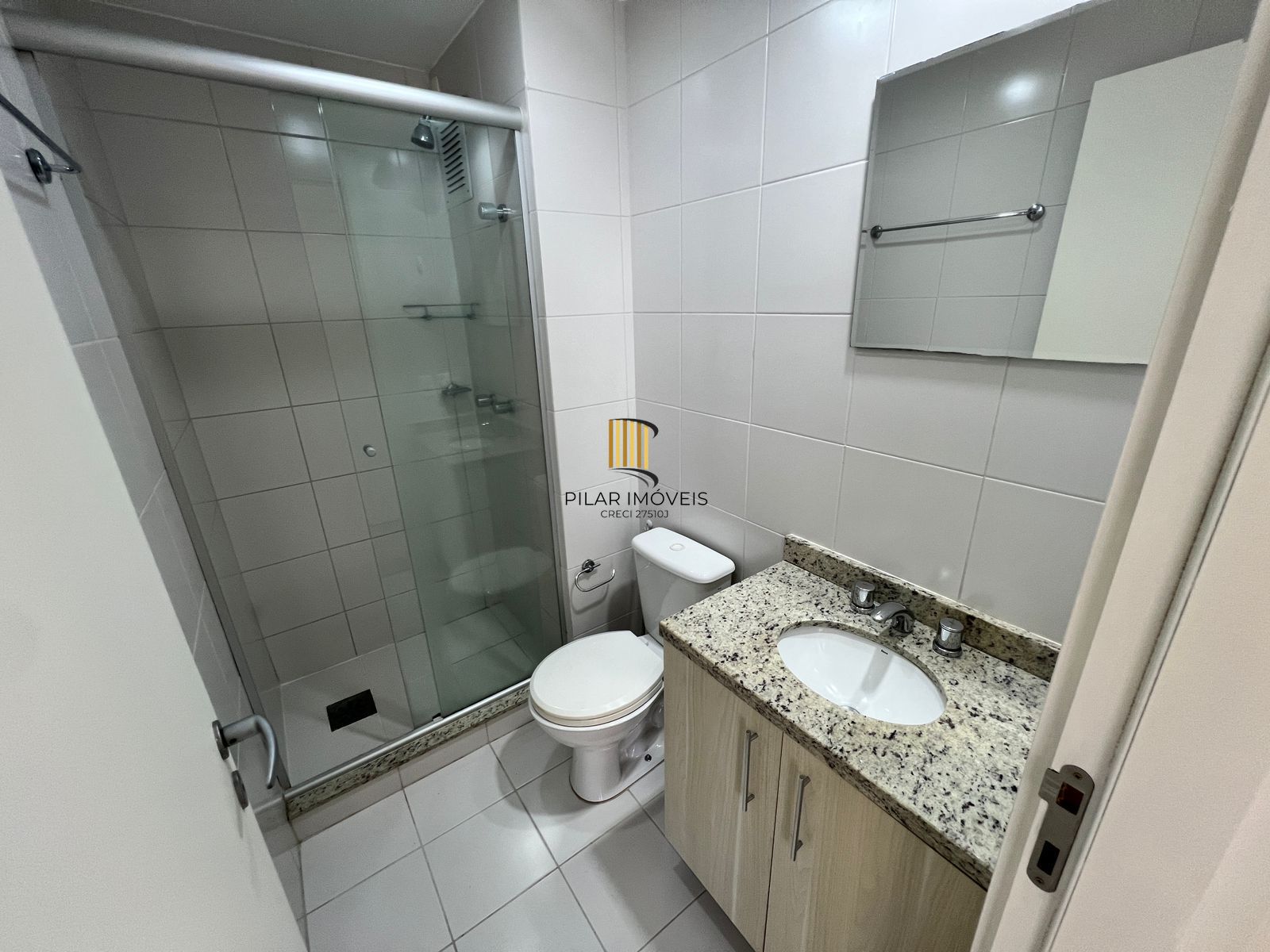 Apartamento 2 Dormitórios semi mobiliado