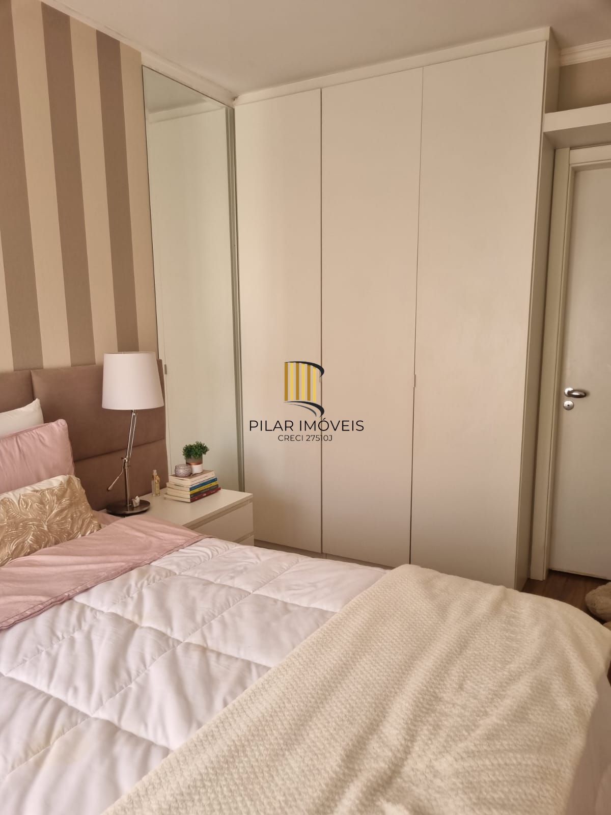 Apartamento para Venda - 56m², 2 dormitórios, sendo 1 suites, 1 vaga - Jardim Itu Sabará