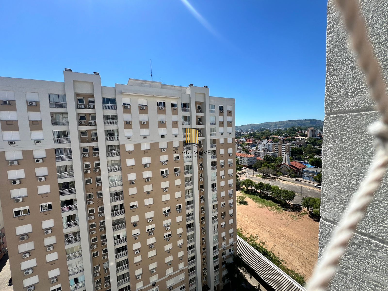 Apartamento 2 Dormitórios semi mobiliado