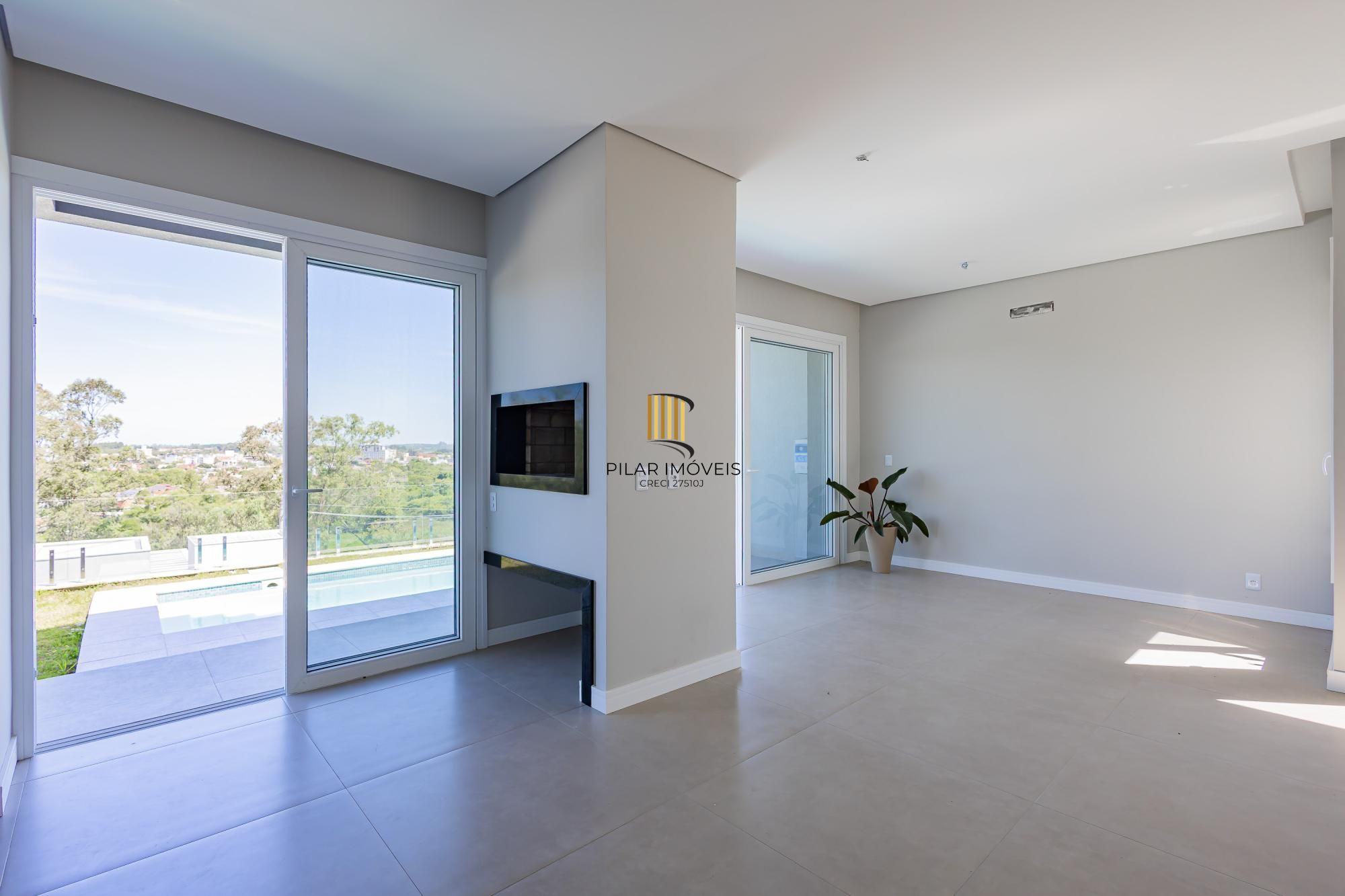 Casa de Condomínio 3 dormitórios no bairro Centro