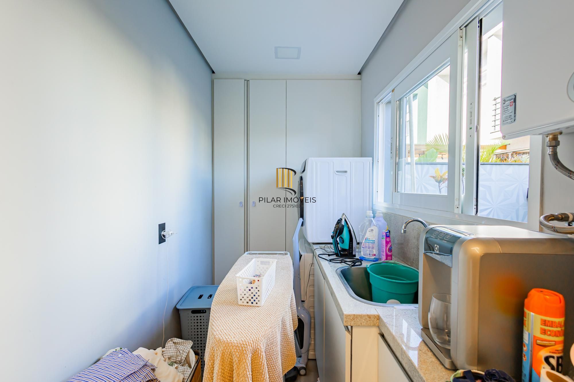 CASA 100% MOBILIADA NO VALE SOS LÍRIOS