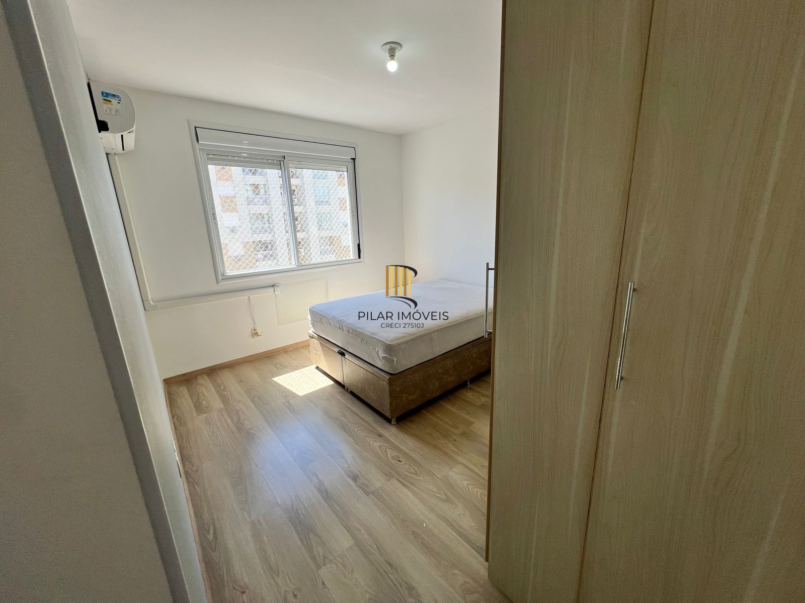 Apartamento 2 Dormitórios semi mobiliado