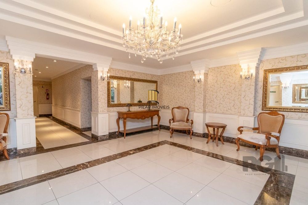 Excelente apartamento de 2 Dormitórios com 2 vagas a 50mts do Bourbon Country