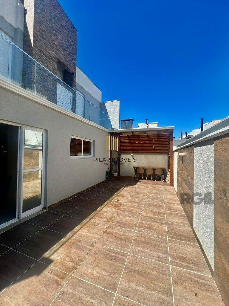 Casa em condomínio fechado