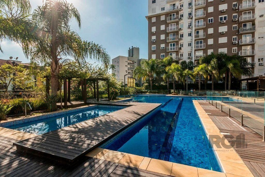 Apartamento para Venda - 73m², 2 dormitórios, sendo 1 suíte, churrasqueira e uma linda vista.. Infra estrutura completa de lazer.