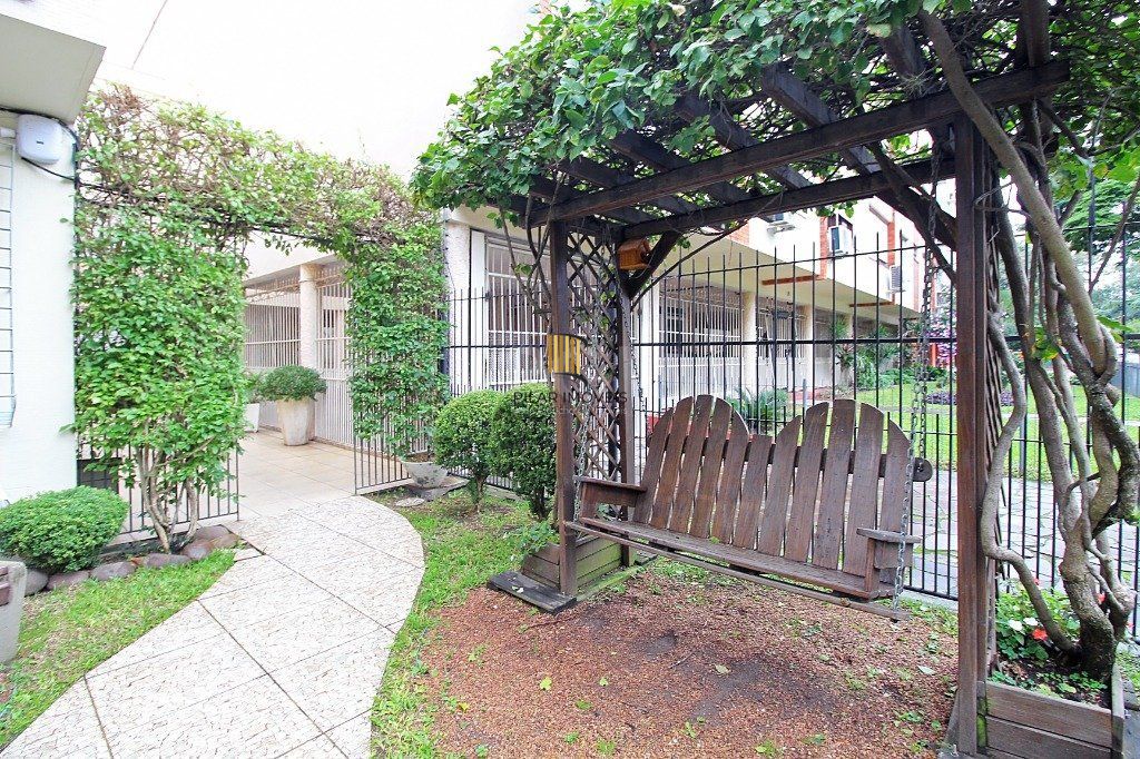Apartamento para Venda - 103m², 2 dormitórios, sendo 1 suite e 1 vaga