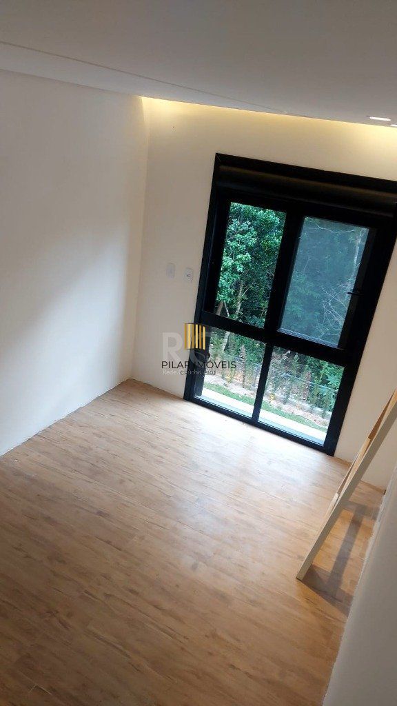 Casa Condominio para Venda - 330m², 3 dormitórios, sendo 3 suites, 2 vagas - Querência