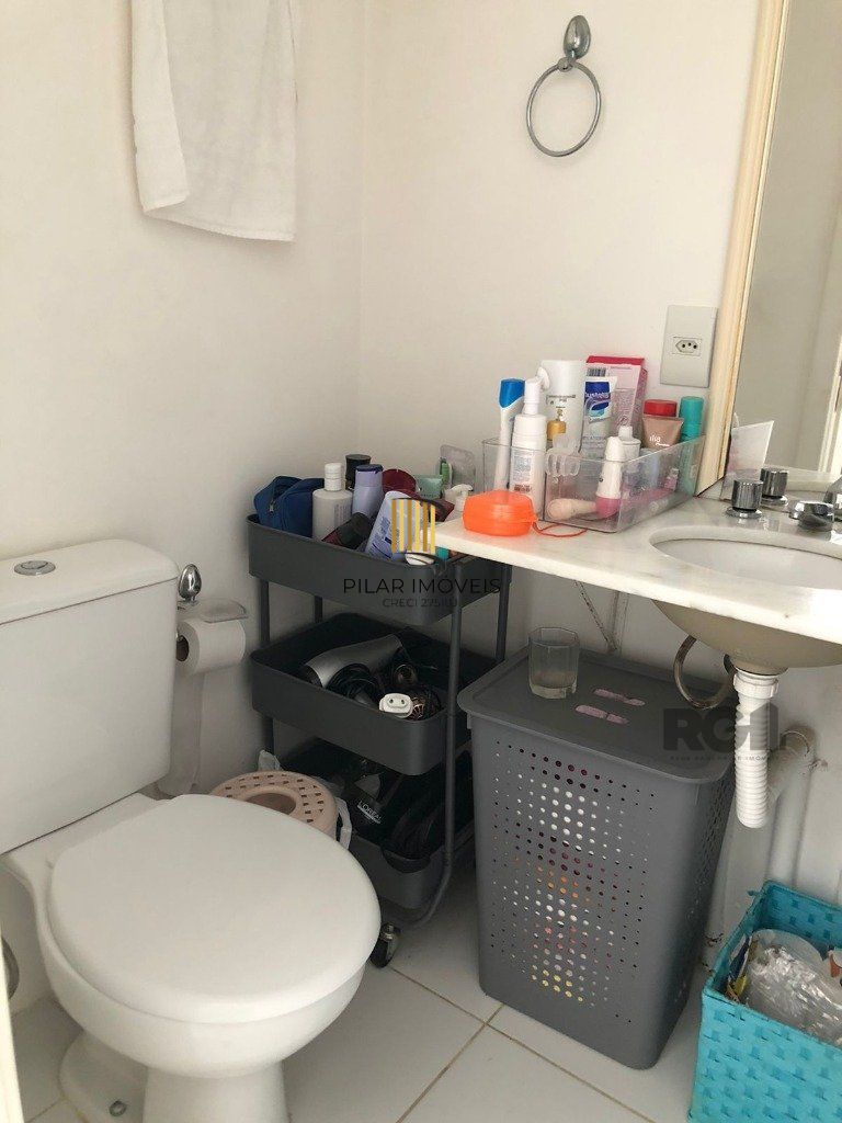 Apartamento para Venda - 73m², 2 dormitórios, sendo 1 suíte, churrasqueira e uma linda vista.. Infra estrutura completa de lazer.