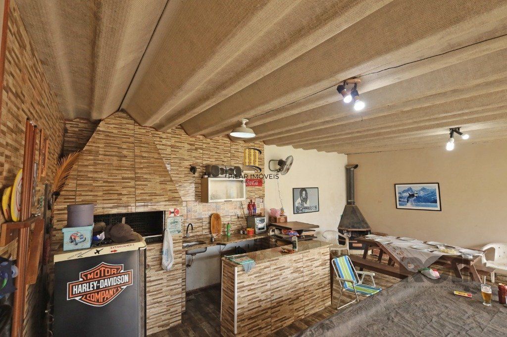Excelente casa de 65m², toda reformada,  com 2 dormitórios
