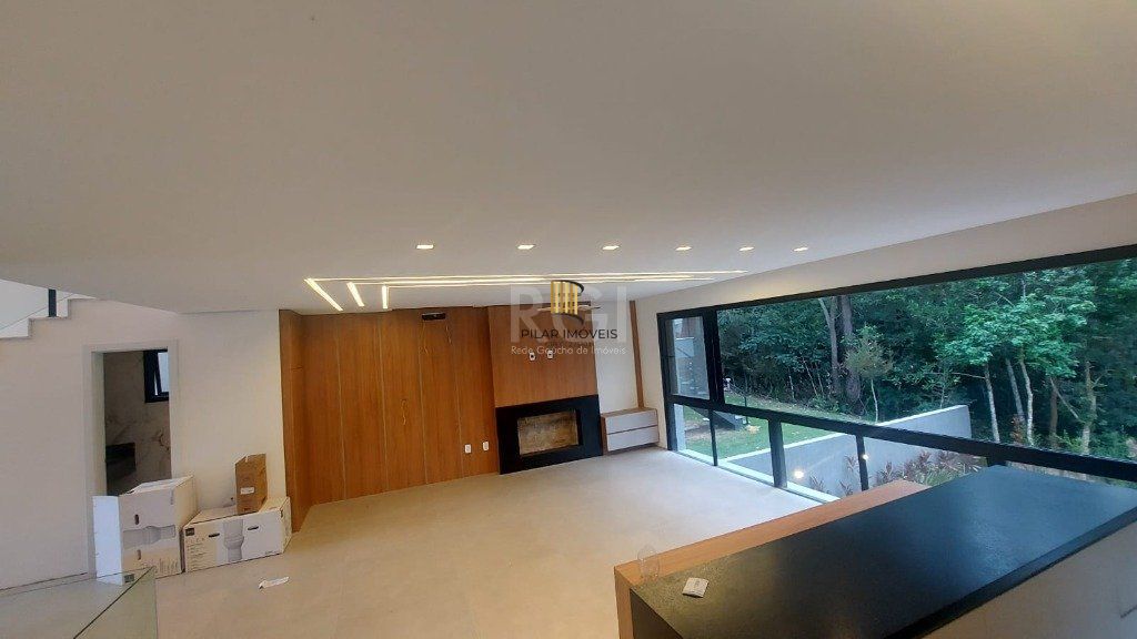 Casa Condominio para Venda - 330m², 3 dormitórios, sendo 3 suites, 2 vagas - Querência