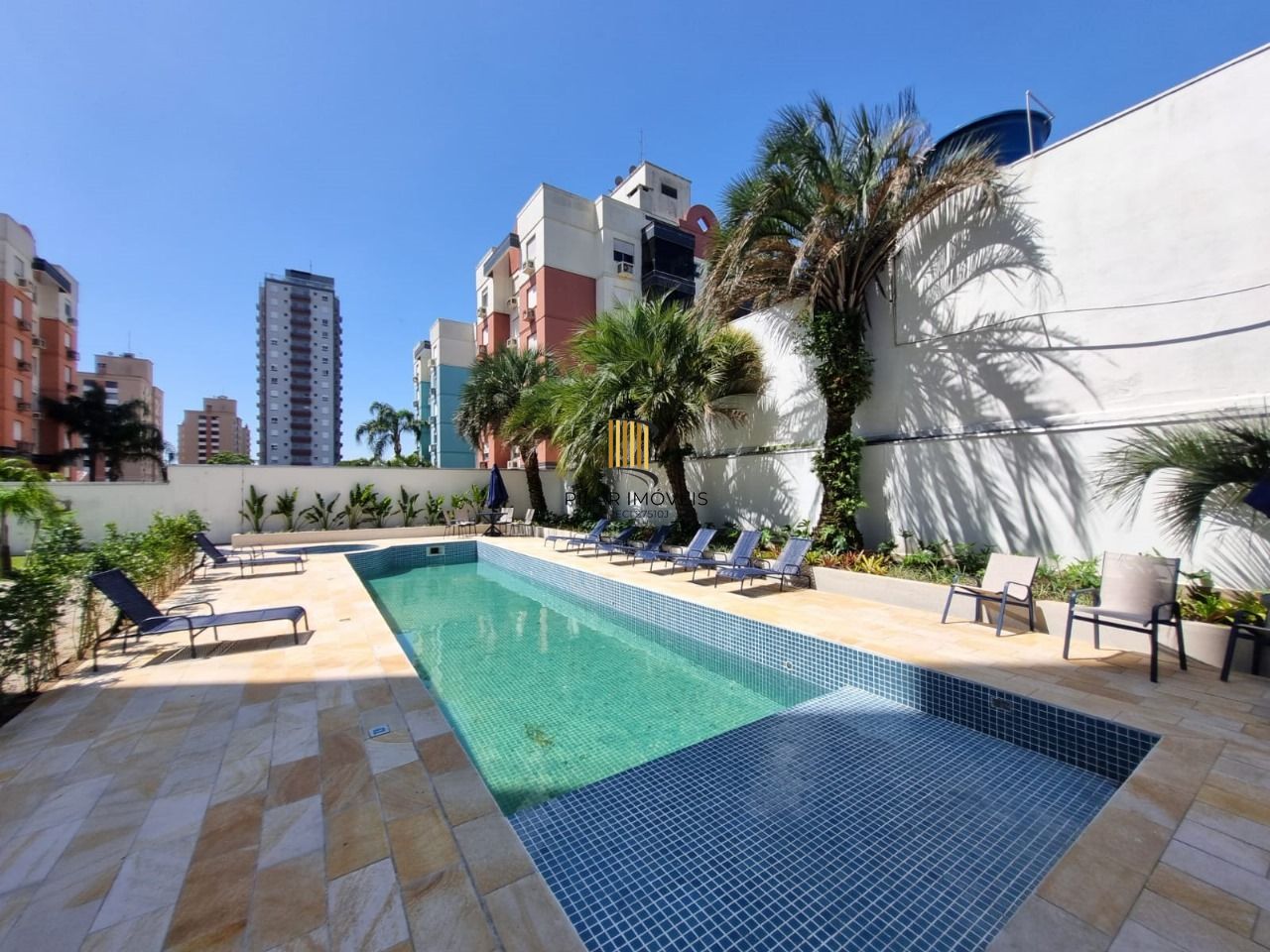 Excelente apartamento, 3 quartos ( 1 suíte) e com 2 vagas. Infra completa.