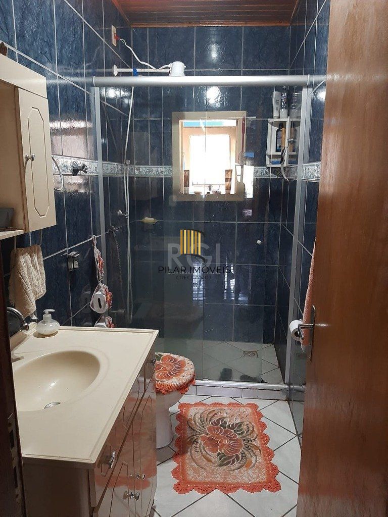 Casa  270m², 3 dormitórios, sendo 1 suites, 5 vagas - Recanto Corcunda