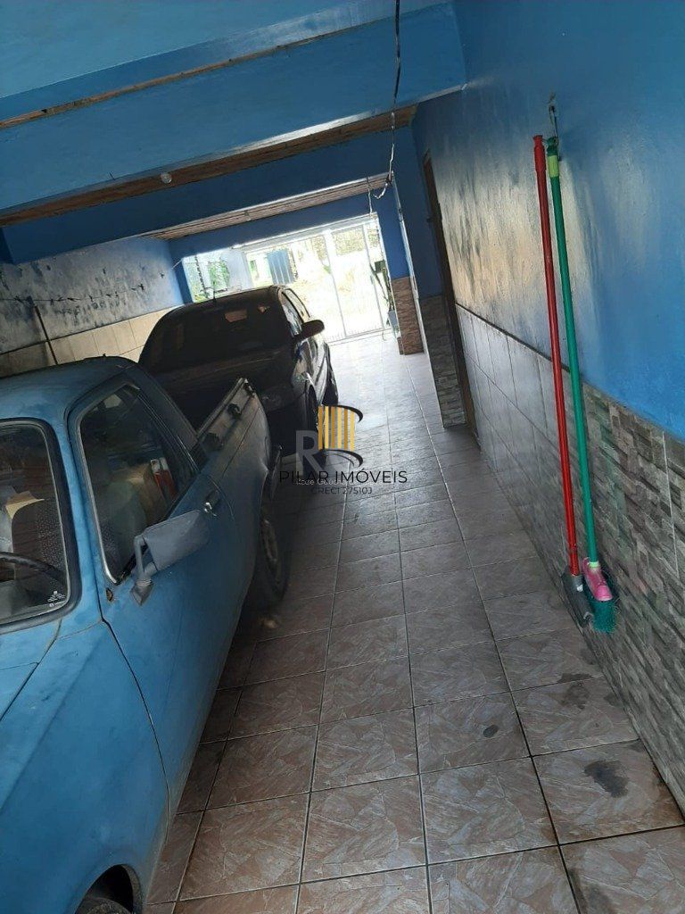 Casa  270m², 3 dormitórios, sendo 1 suites, 5 vagas - Recanto Corcunda