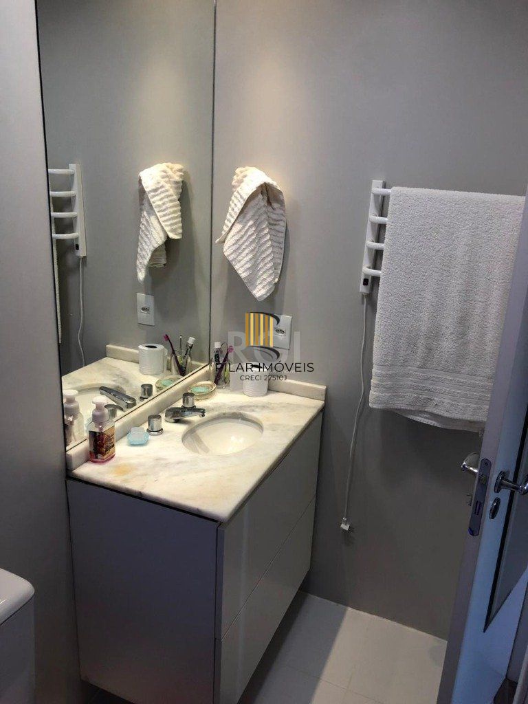 Apartamento 2 dormitórios no bairro Jardim Sabará