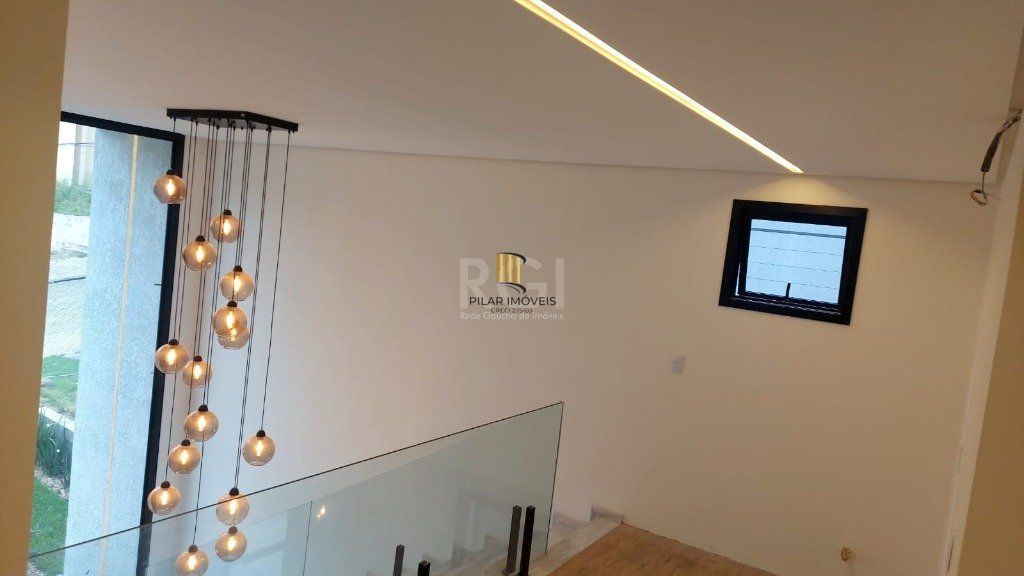 Casa Condominio para Venda - 330m², 3 dormitórios, sendo 3 suites, 2 vagas - Querência