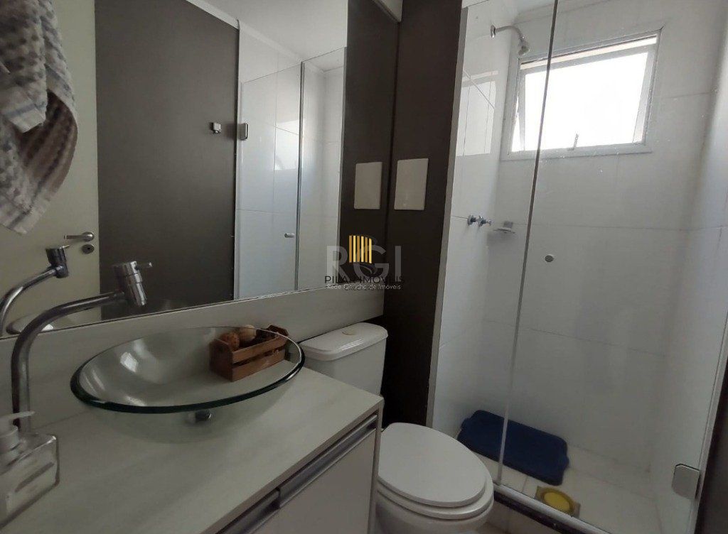 Apartamento para Venda - 67.03m², 3 dormitórios, sendo 1 suites, 1 vaga - Humaitá