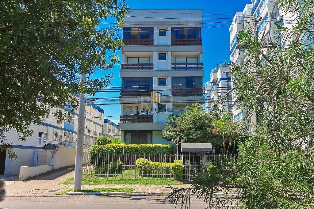 Cobertura 3 dormitórios no bairro Petrópolis