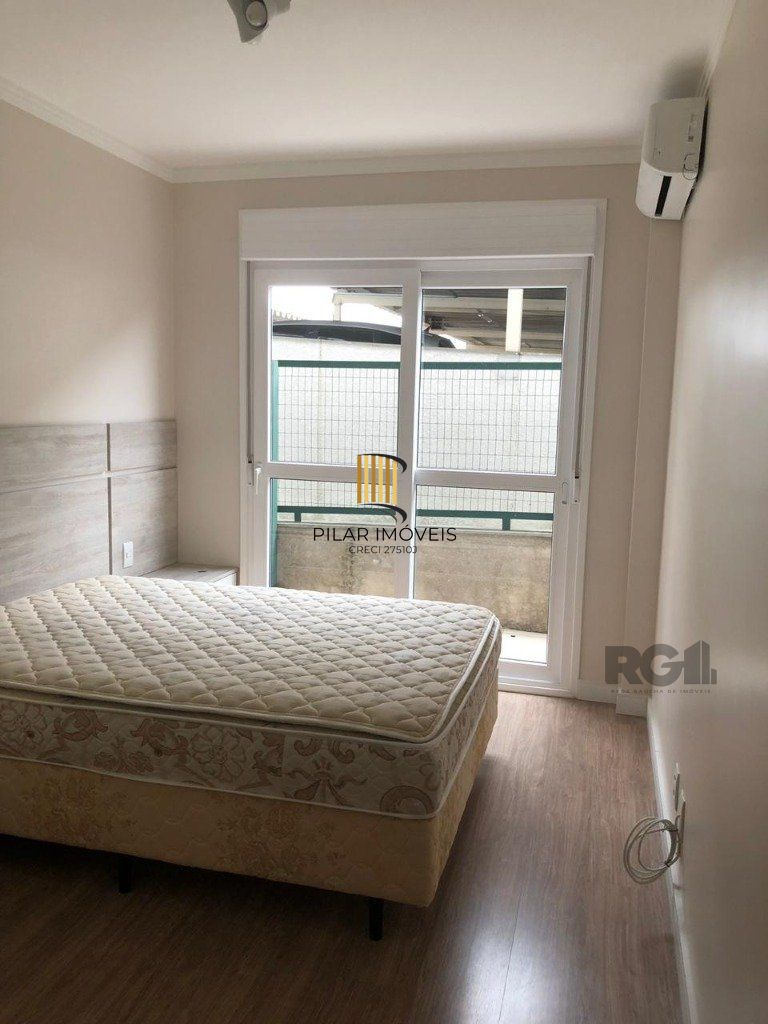 Lindo apartamento MOBILIADO E EQUIPADO com pátio.