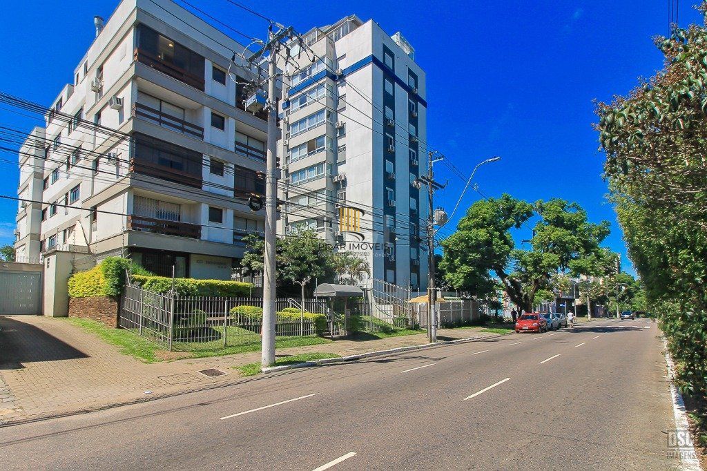 Cobertura 3 dormitórios no bairro Petrópolis