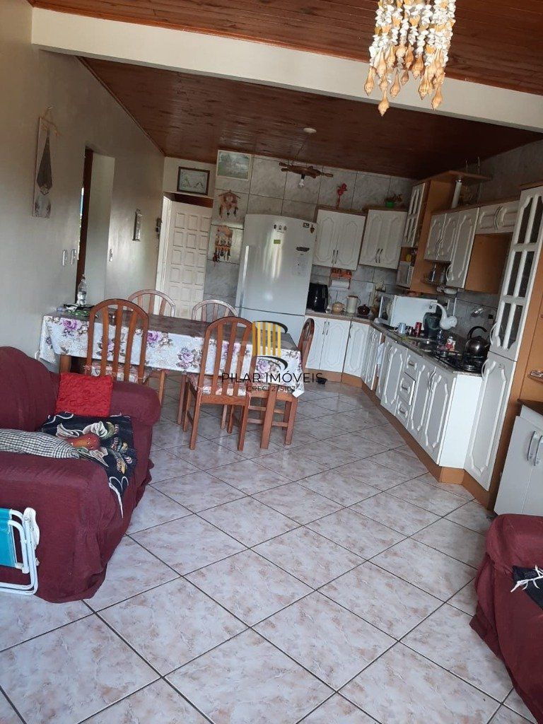 Casa  270m², 3 dormitórios, sendo 1 suites, 5 vagas - Recanto Corcunda