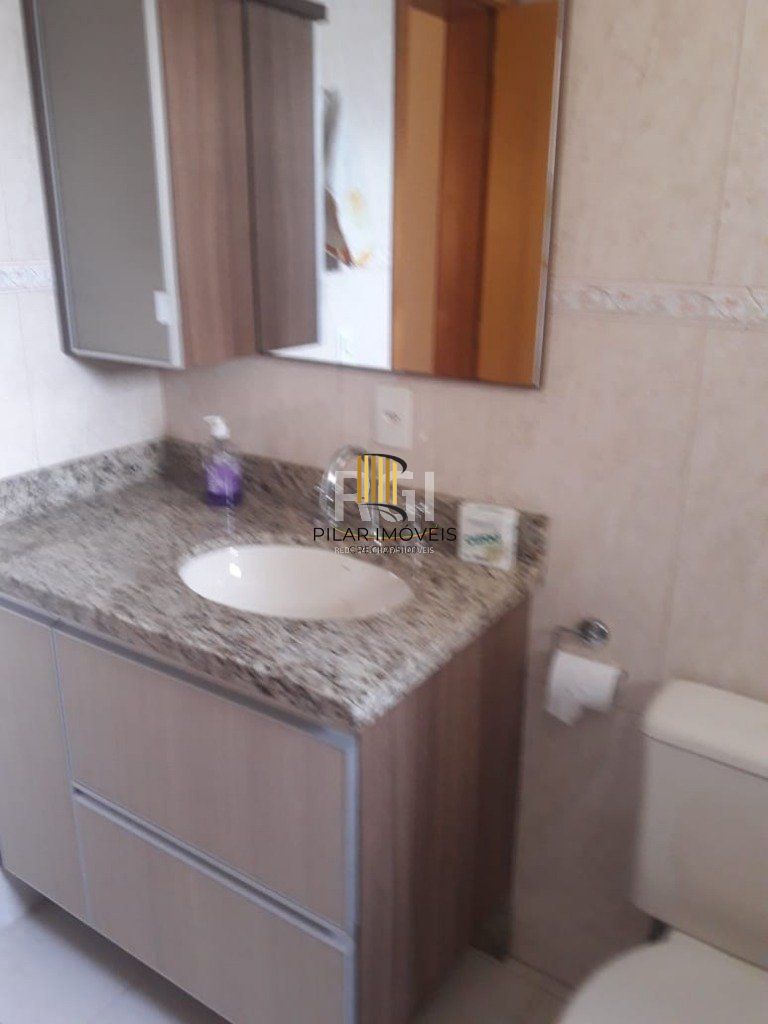 Sobrado para Venda - 245m², 4 dormitórios, sendo 1 suites, 3 vagas - Jardim Itu