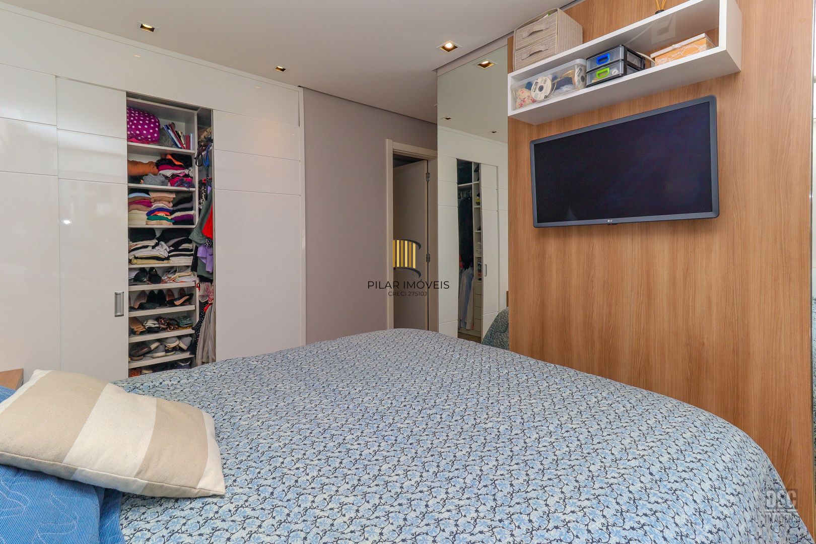 Lindo apartamento do Condomínio BRAVO