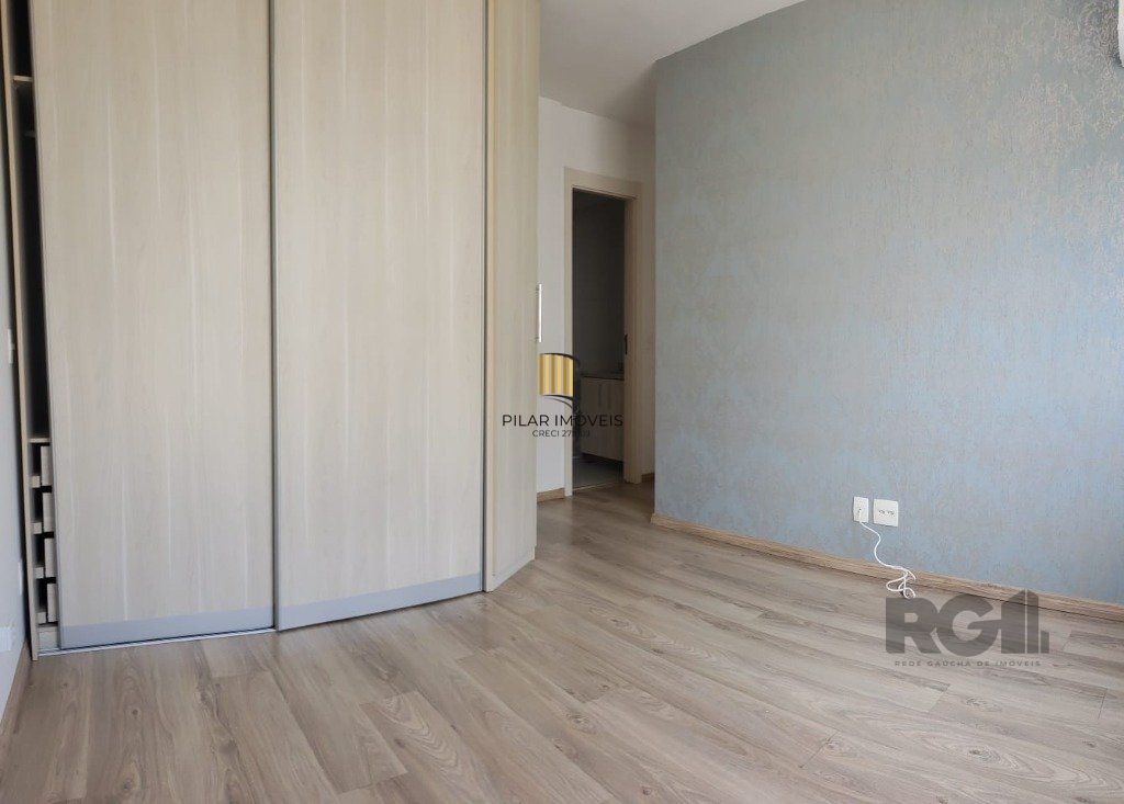 Apartamento 2 dormitórios no bairro Vila Ipiranga