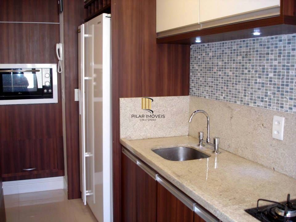 Lindo apartamento semi mobiliado, 3 quartos (1 suíte), churrasqueira e vaga.