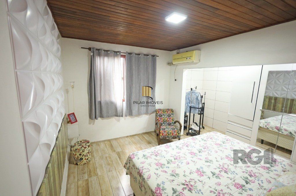 Excelente casa de 65m², toda reformada,  com 2 dormitórios