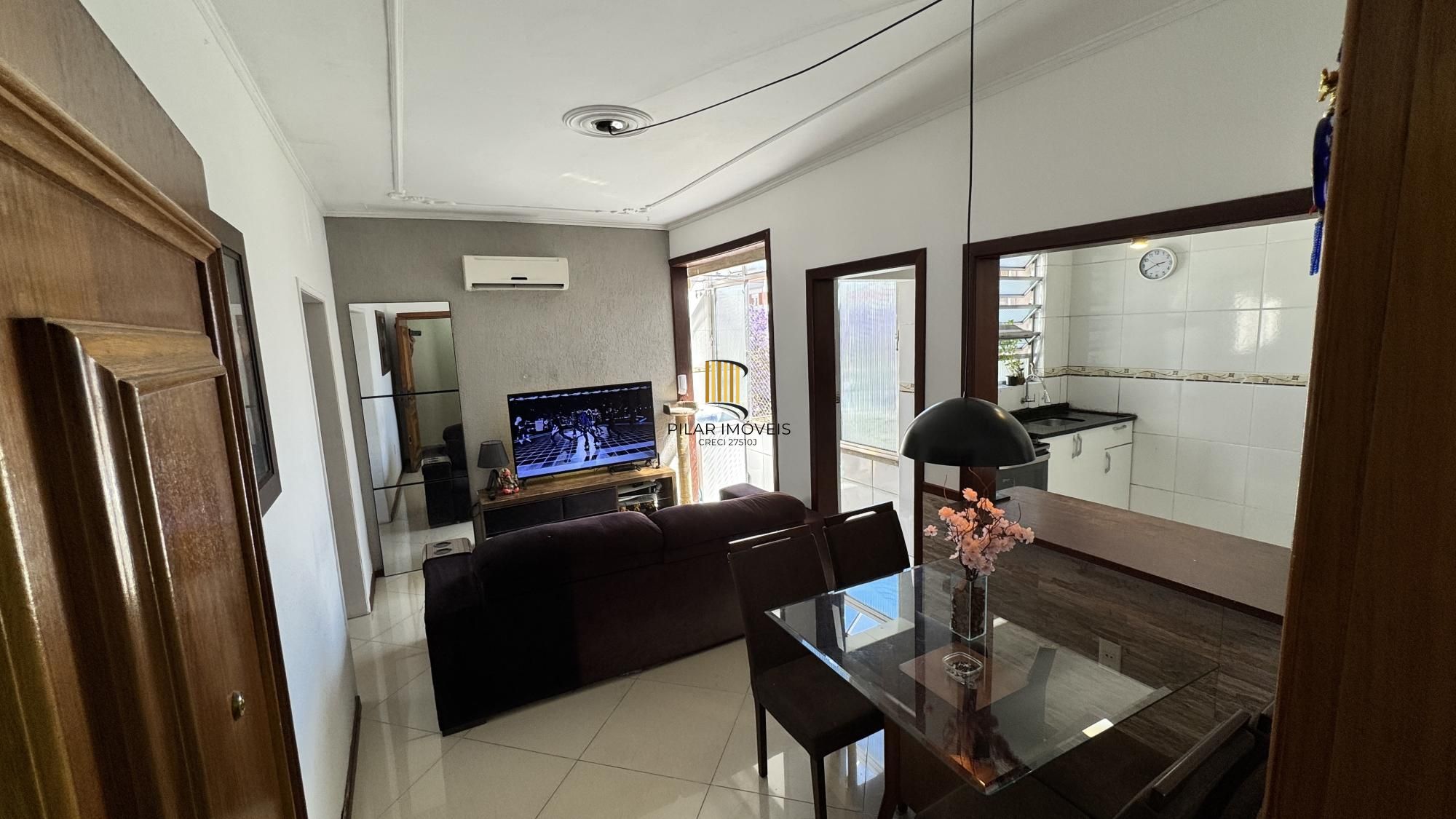 Apartamento 2 dormitórios 1 quadra Assis Brasil