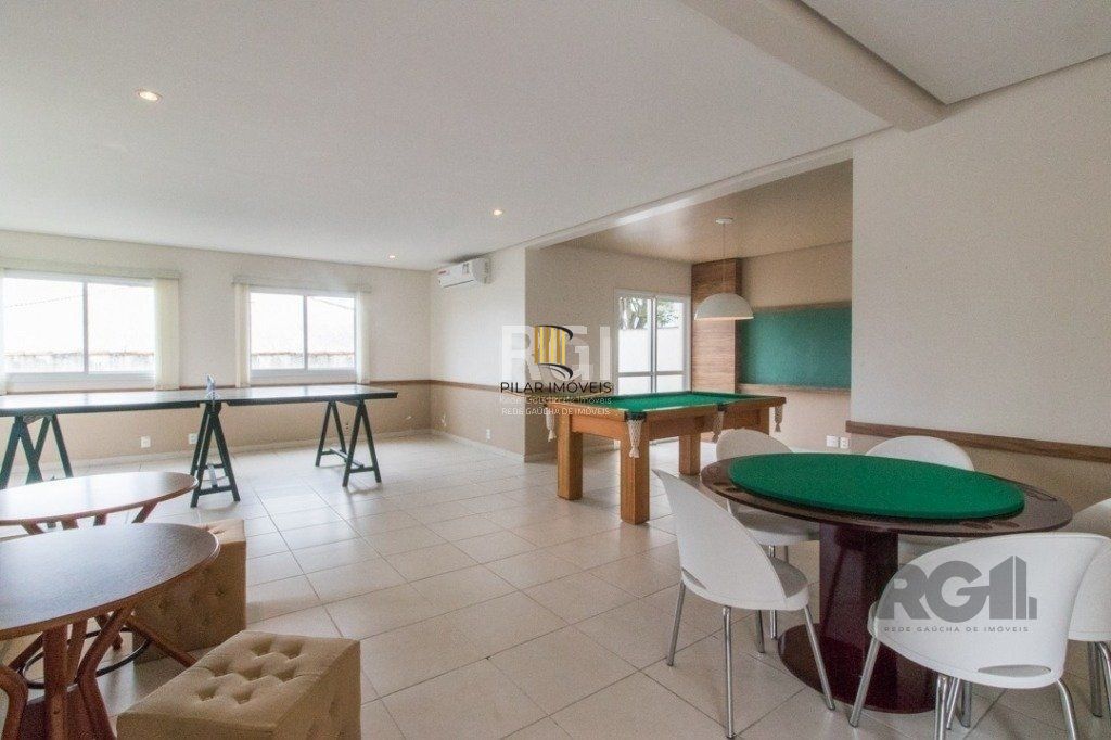 Apartamento para Venda - 54m², 2 dormitórios, 1 vaga - Passo da Areia