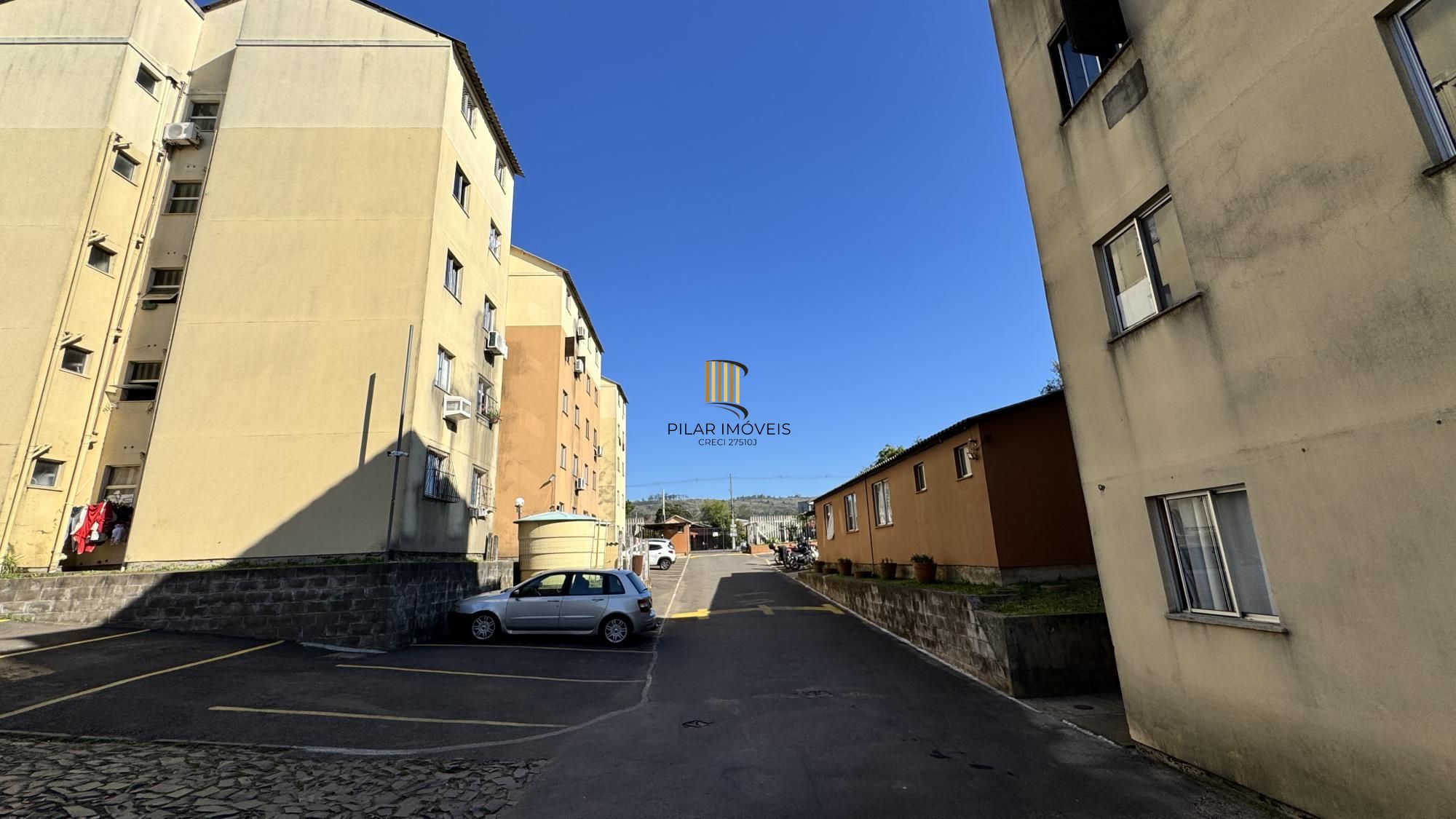 Apartamento Térreo com 2 dormitórios Semi Mobiliado