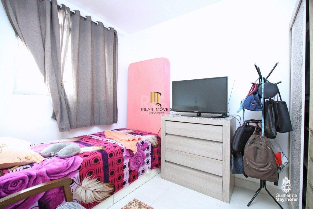 Apartamento para Venda - 48m², 2 dormitórios, 1 vaga - Morro Santana