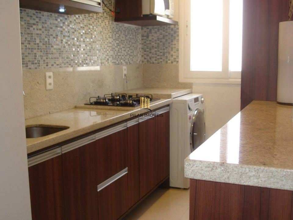 Lindo apartamento semi mobiliado, 3 quartos (1 suíte), churrasqueira e vaga.