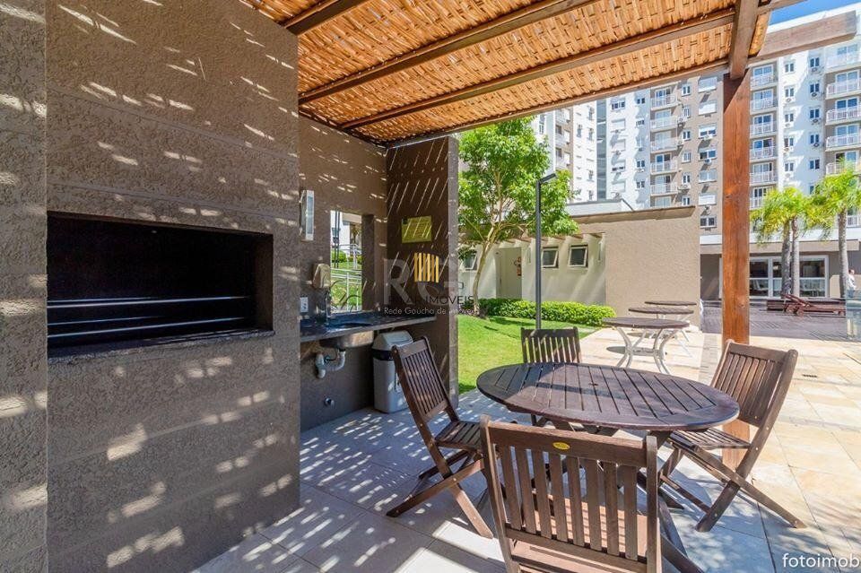 LINDO APARTAMENTO MOBILIADO.