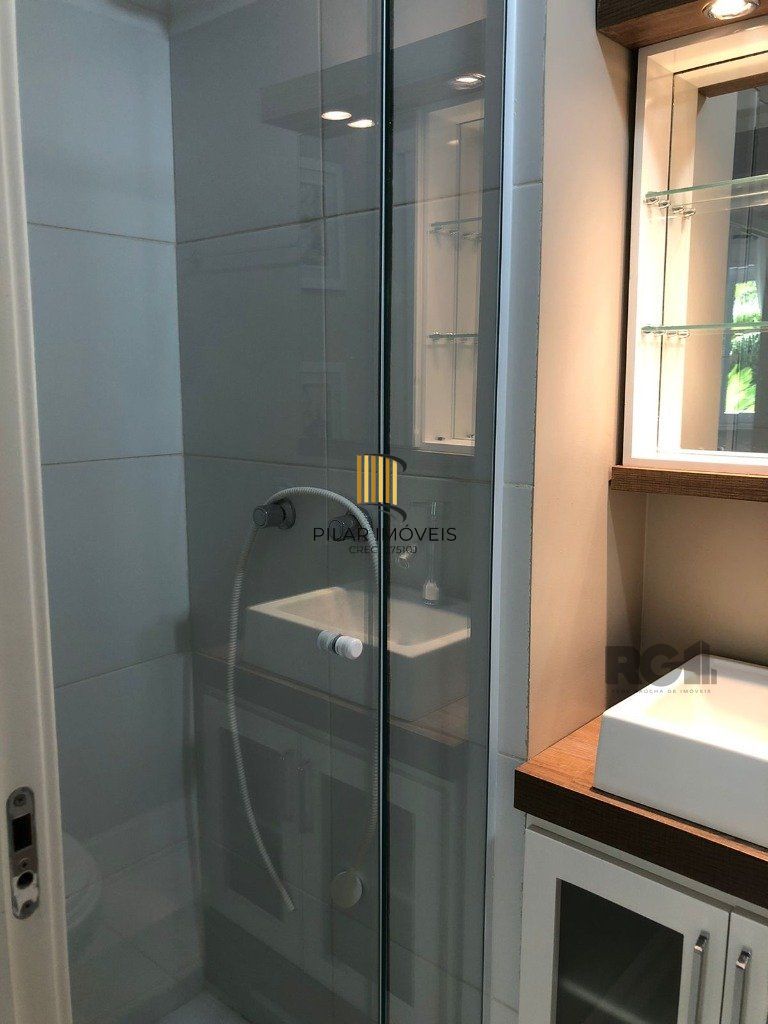 Apartamento com pátio 2 quartos (1 suites) churrasqueira e vaga. Infra completa
