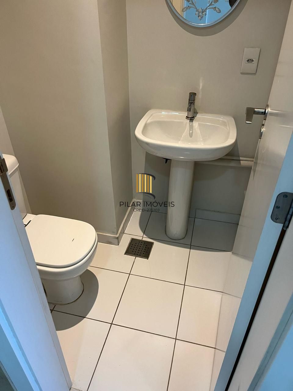 EXCELENTE SALA NO ROSSI BUSINESS