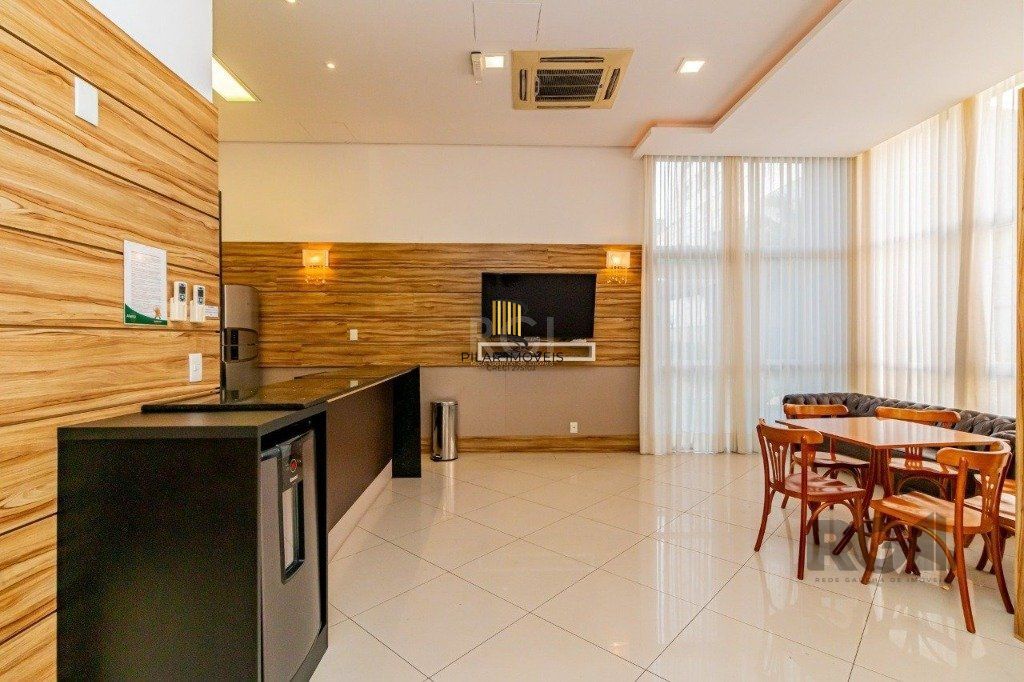 Apartamento 2 Dormitório(s) Bairro Passo da Areia