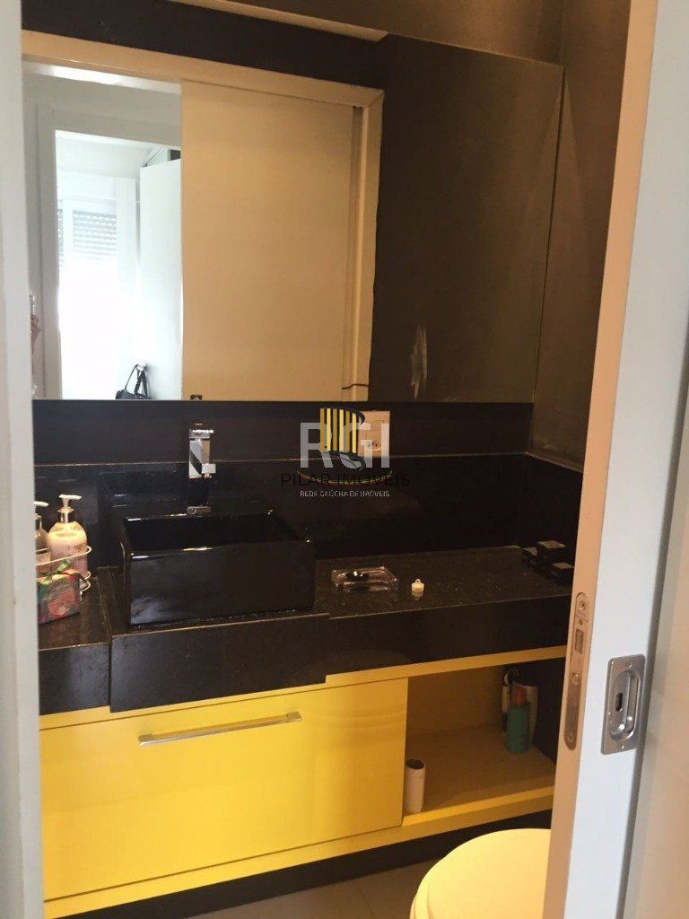 Apartamento para Venda - 56m², 2 dormitórios, sendo 1 suites, 1 vaga