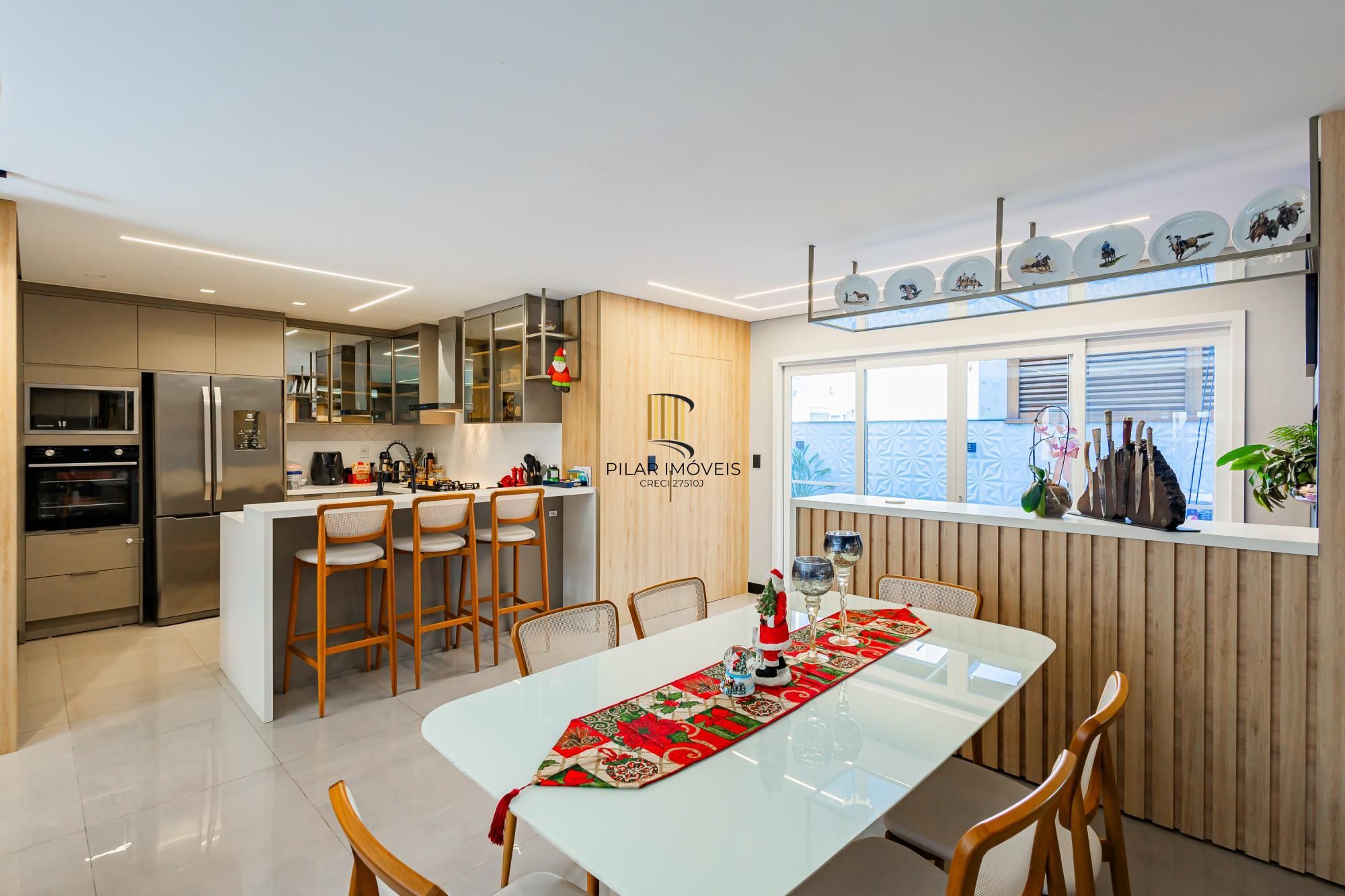 CASA 100% MOBILIADA NO VALE SOS LÍRIOS