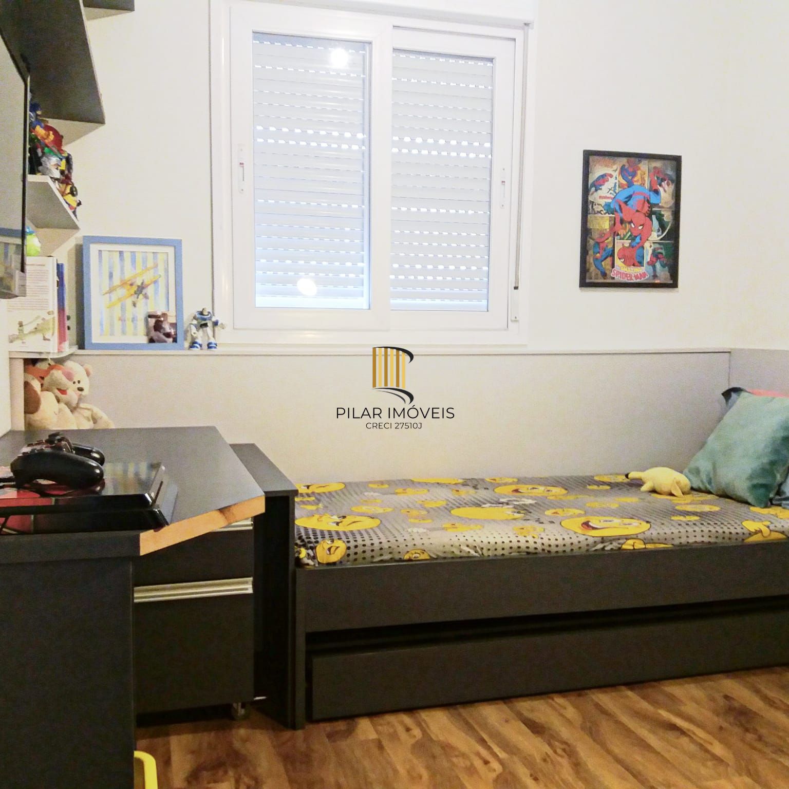 Lindo apartamento semi mobiliado, 3 quartos (1 suíte), churrasqueira e vaga.