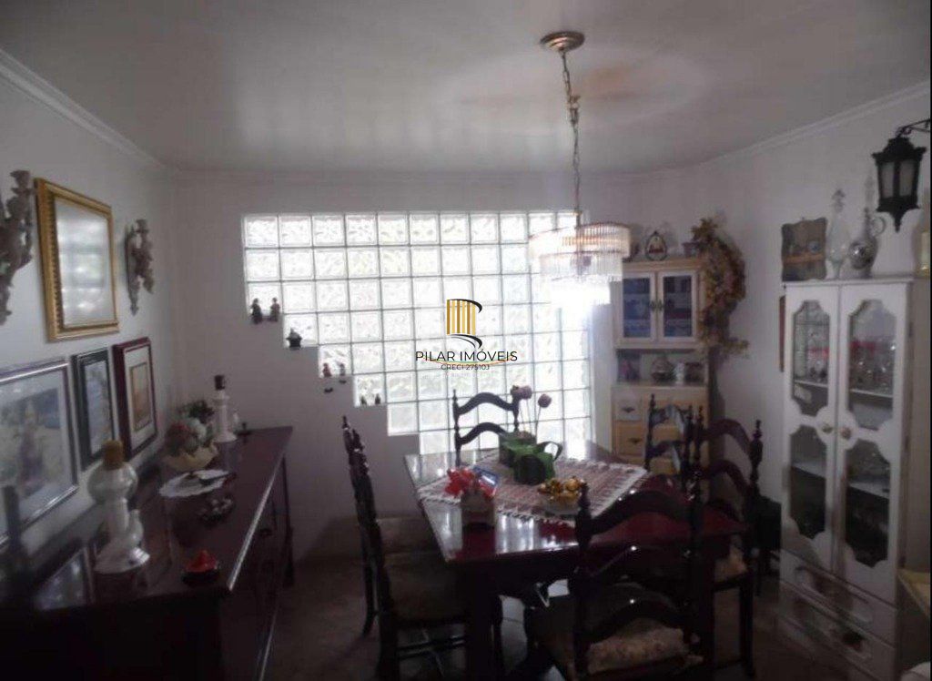 Casa para Venda - 150m², 3 dormitórios, sendo 1 suites, 5 vagas - Vila Ipiranga