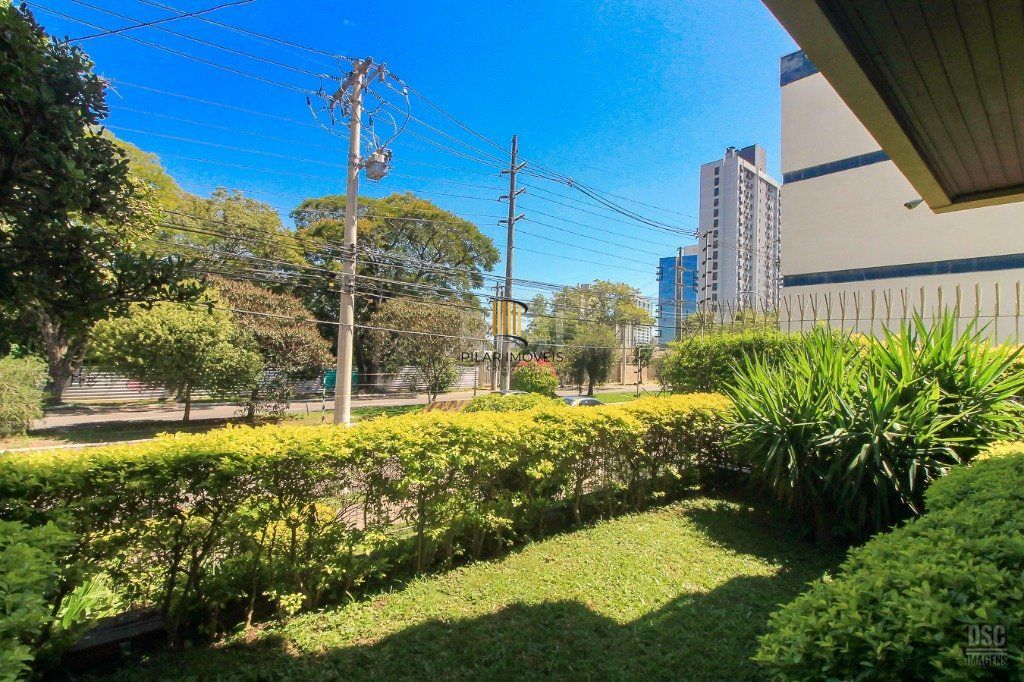 Cobertura 3 dormitórios no bairro Petrópolis
