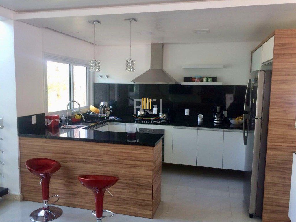 Casa Condominio para Venda. 3 dormitórios, sendo 1 suites, 3 vagas - Krahe