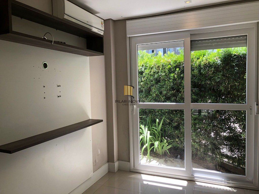 Apartamento com pátio 2 quartos (1 suites) churrasqueira e vaga. Infra completa