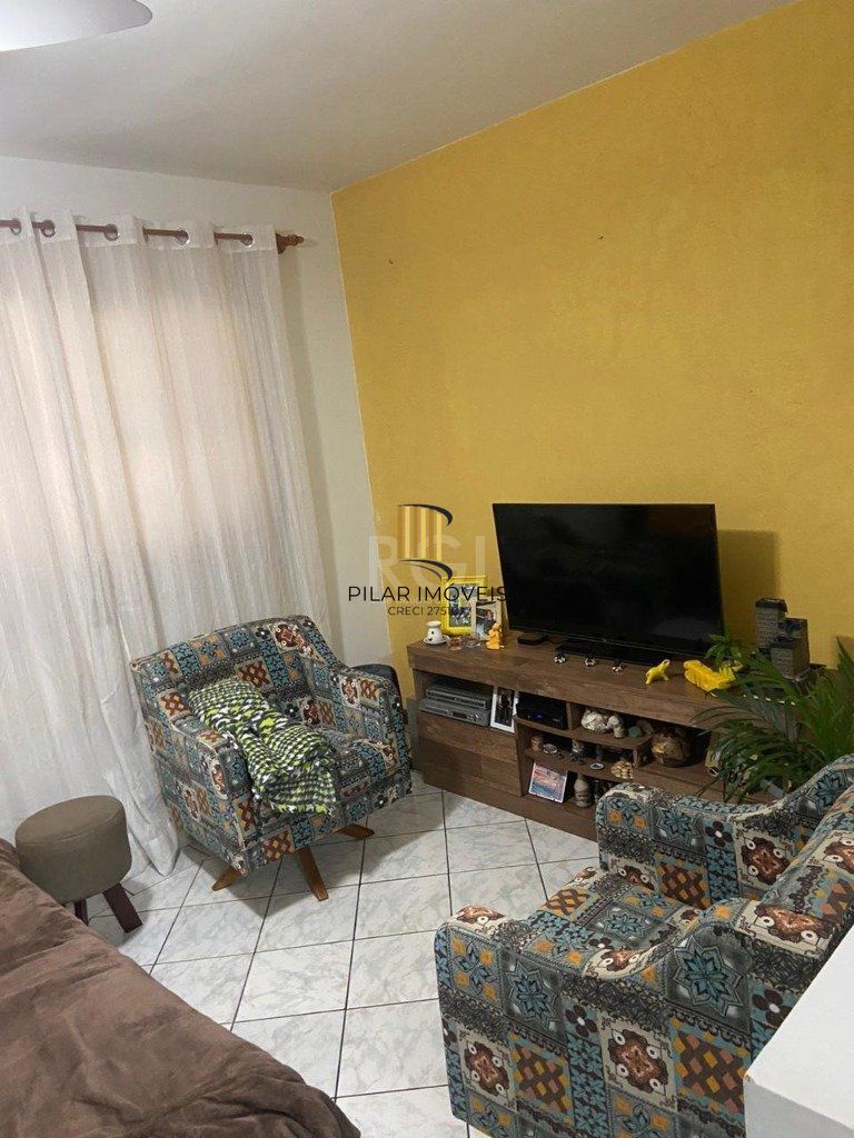 Casa para Venda - 110m², 2 dormitórios, 1 vaga - Hípica