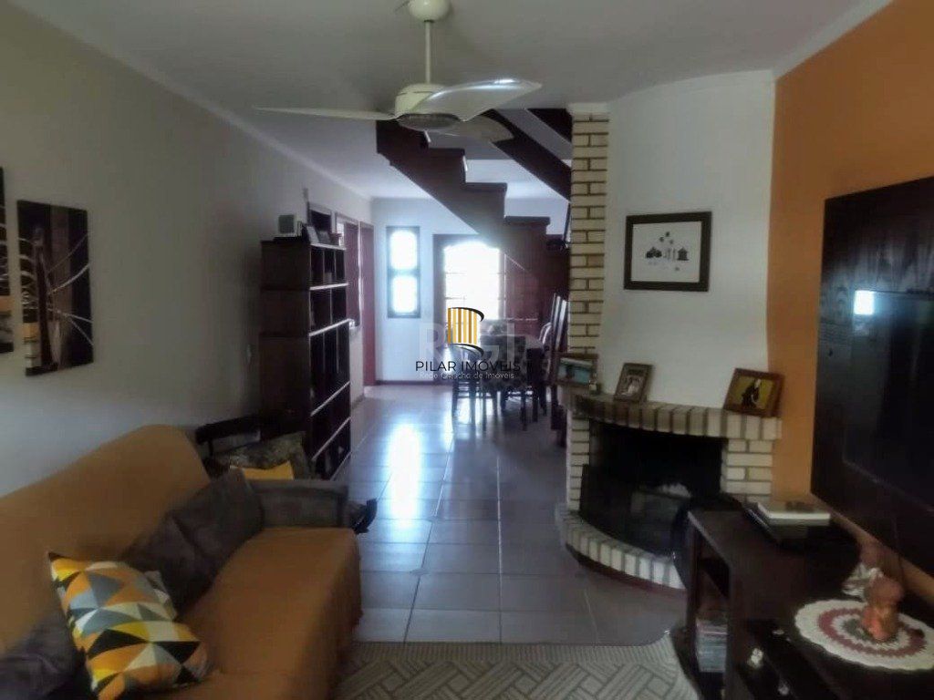 Casa para Venda - 188m², 3 dormitórios, sendo 1 suites, 2 vagas - Ipanema