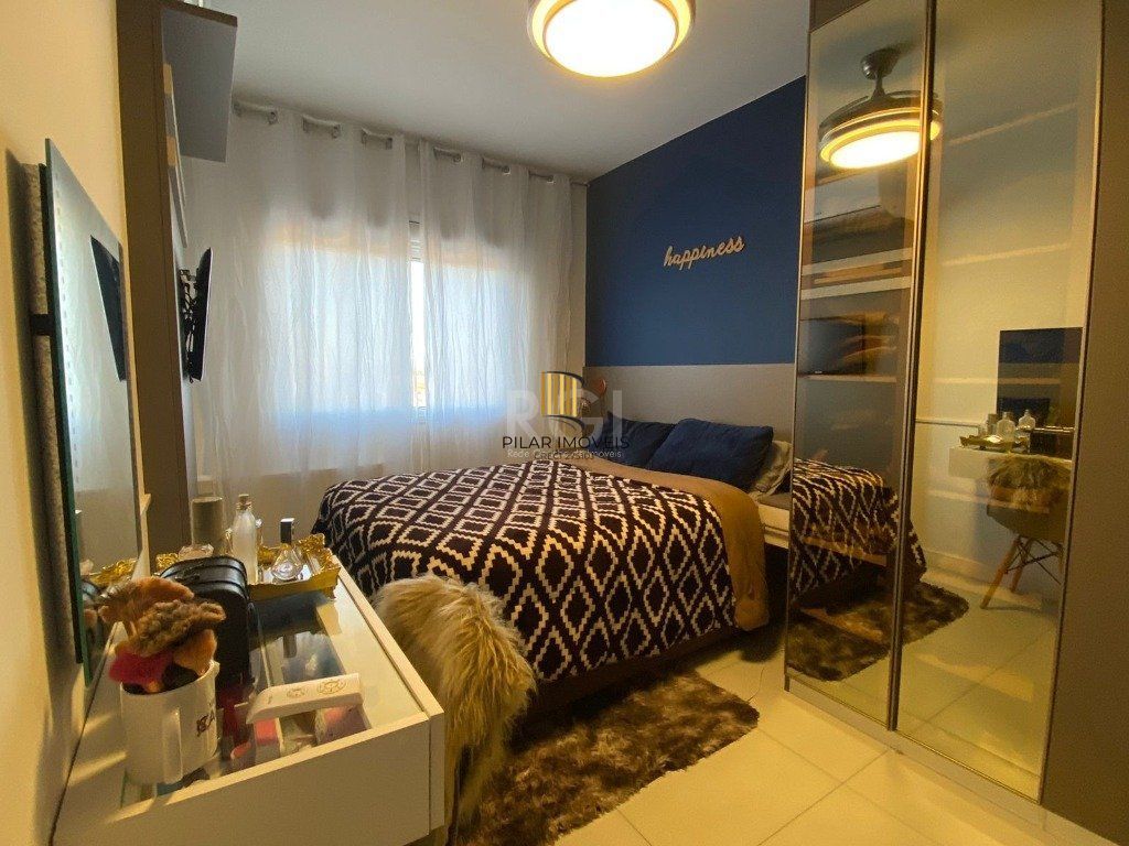 Apartamento para Venda - 65m², 2 dormitórios, sendo 1 suites, 1 vaga - Humaitá