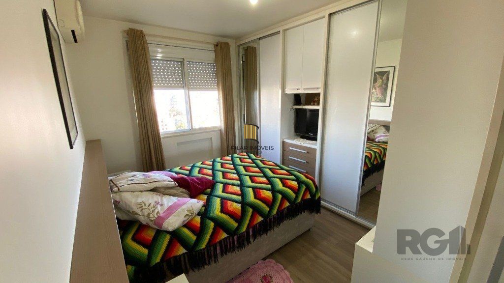 Apartamento 2 dormitórios no bairro Vila Ipiranga